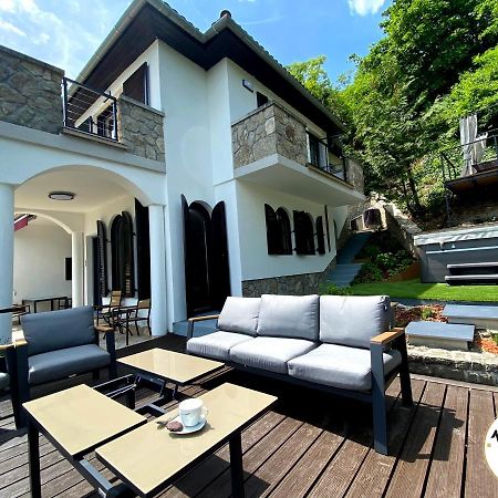 Arttrend Luxury Villa Тихань Екстер'єр фото