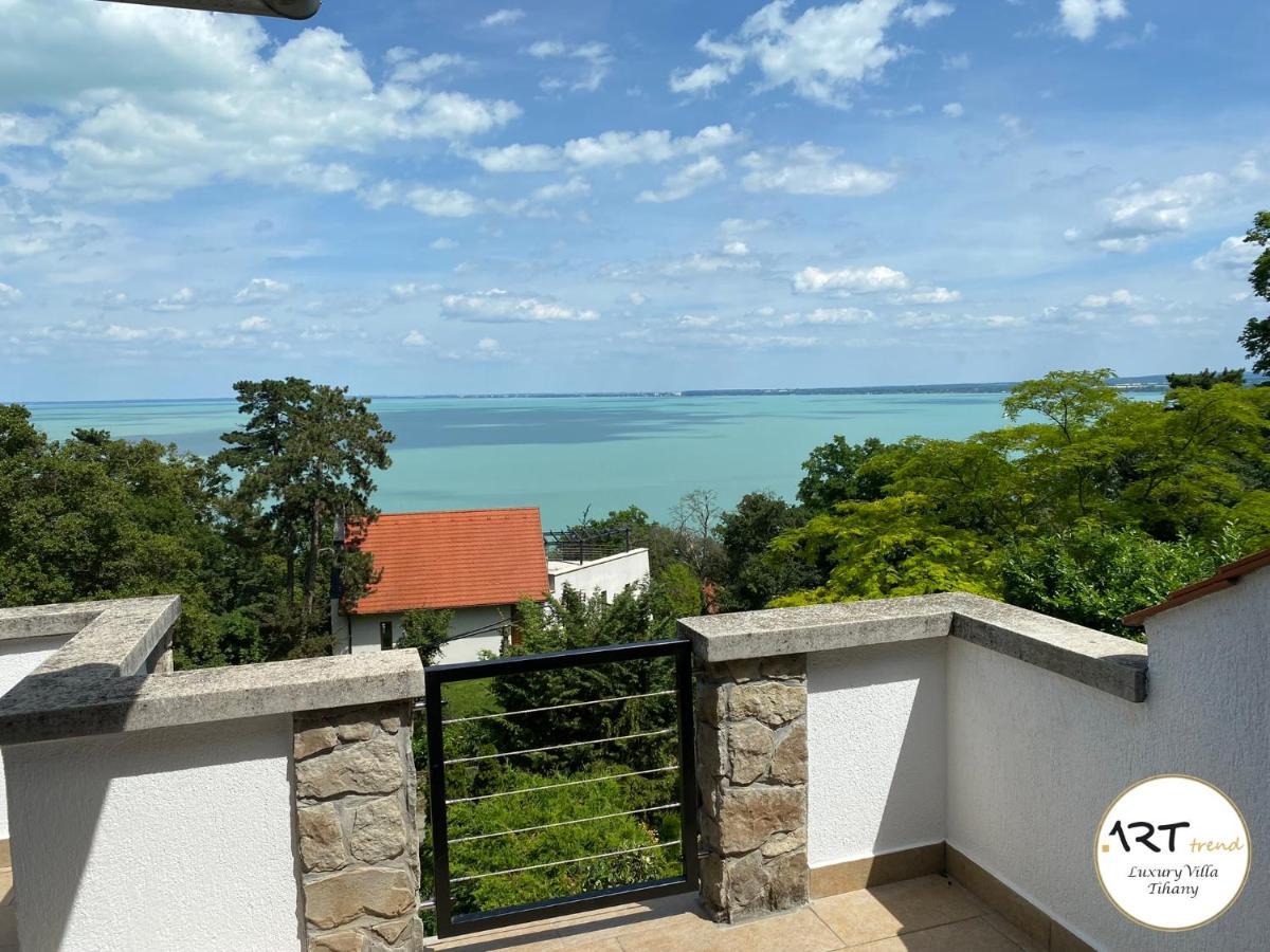 Arttrend Luxury Villa Тихань Екстер'єр фото