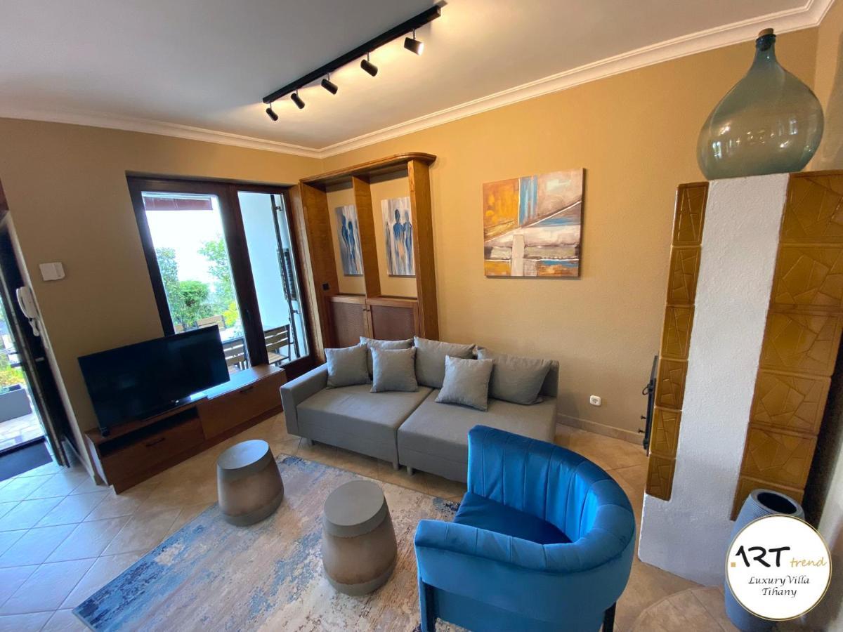 Arttrend Luxury Villa Тихань Екстер'єр фото